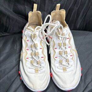 NIKE Women's React Element 55 'White Desert Ember' size 6.5